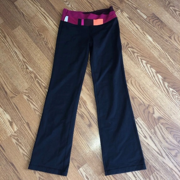 Lululemon Yoga Pants - Picture 1 of 3